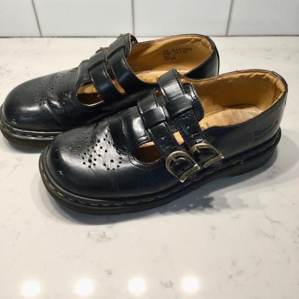 Dr. Martens Mary Jane 8065